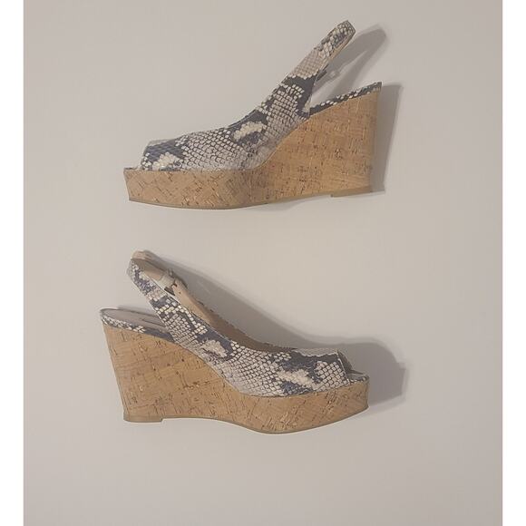 Stuart Weitzman Jean Snake Embossed Slingback Sandal Wedge Platform Peep Toe Sz8 - Picture 4 of 4